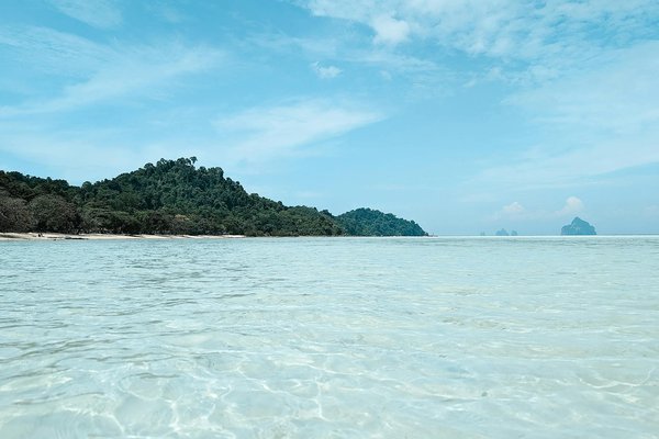 What are the best UK destinations for adventure tourism?